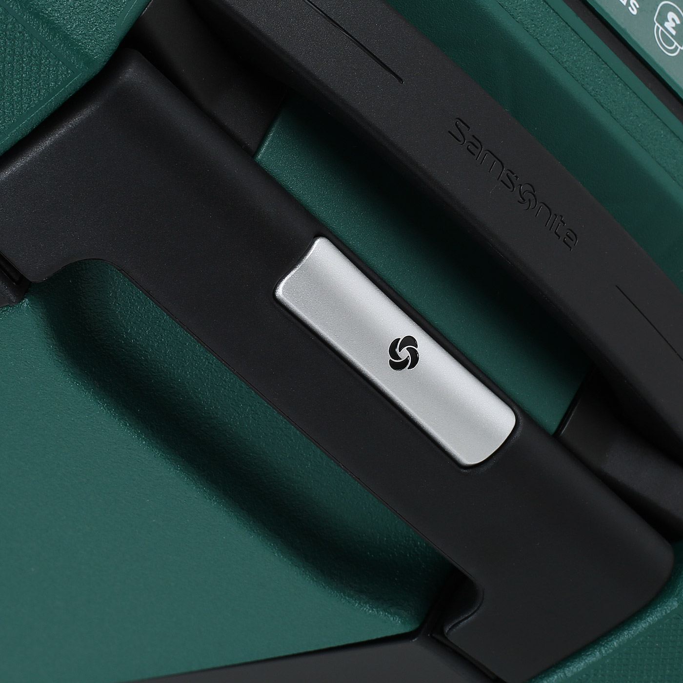 Чемодан для ручной клади из полипропилена Samsonite Essens