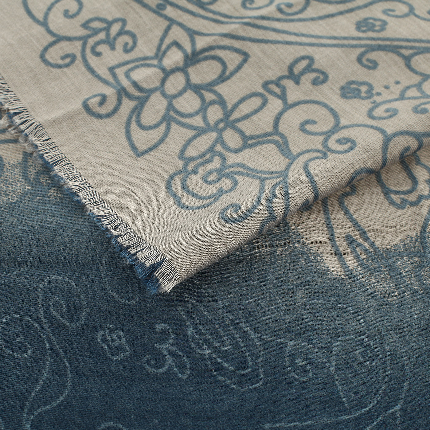 Палантин с узором Jane's Story 