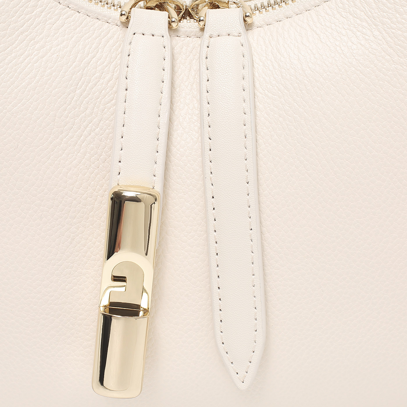 Кожаная сумка Furla Goccia