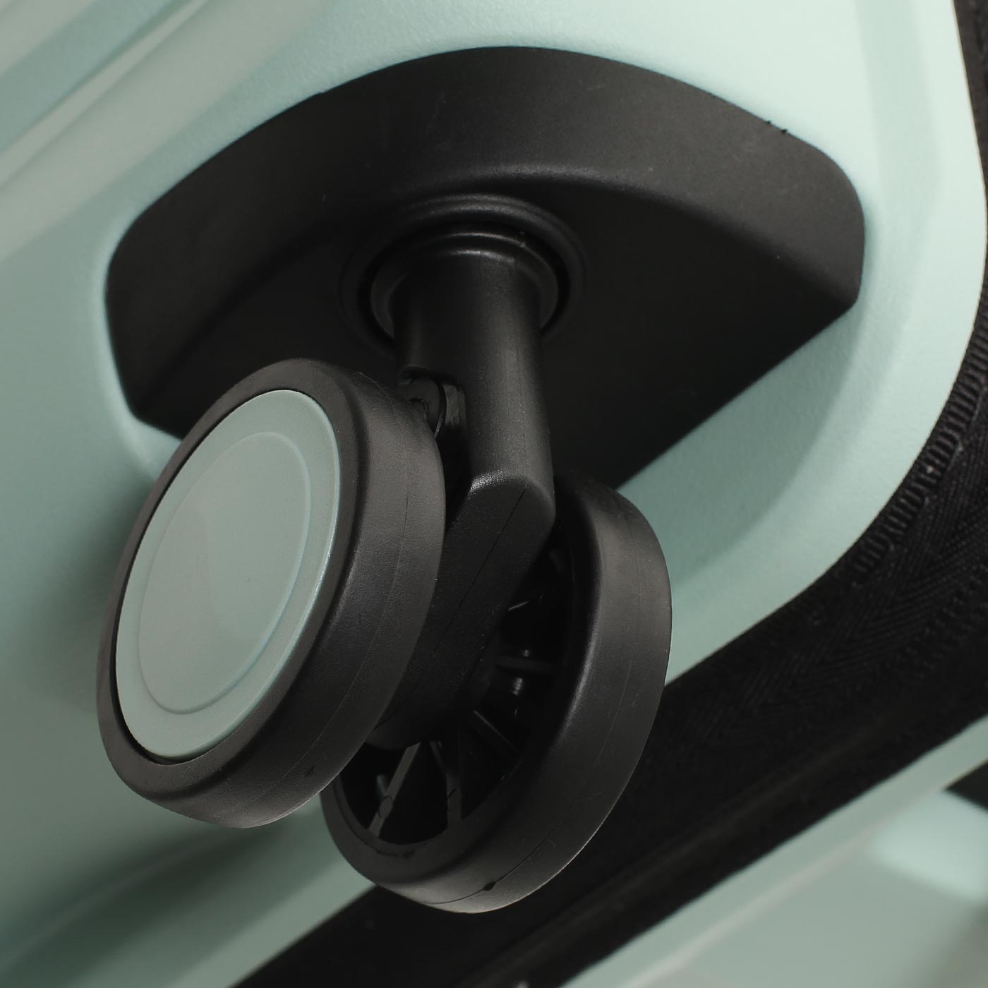 Чемодан Eberhart Dune